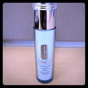 Clinique Turn Around Revitalizing Serum - New!
